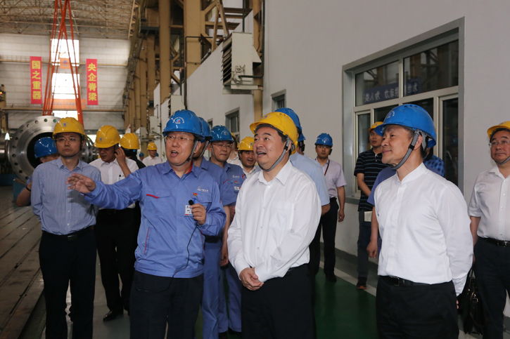 郝鹏参观调查bifa必发集团所属企业电机公司