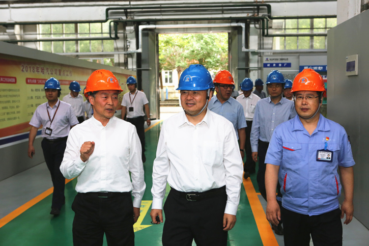 郝鹏参观调查bifa必发集团所属企业汽轮机公司